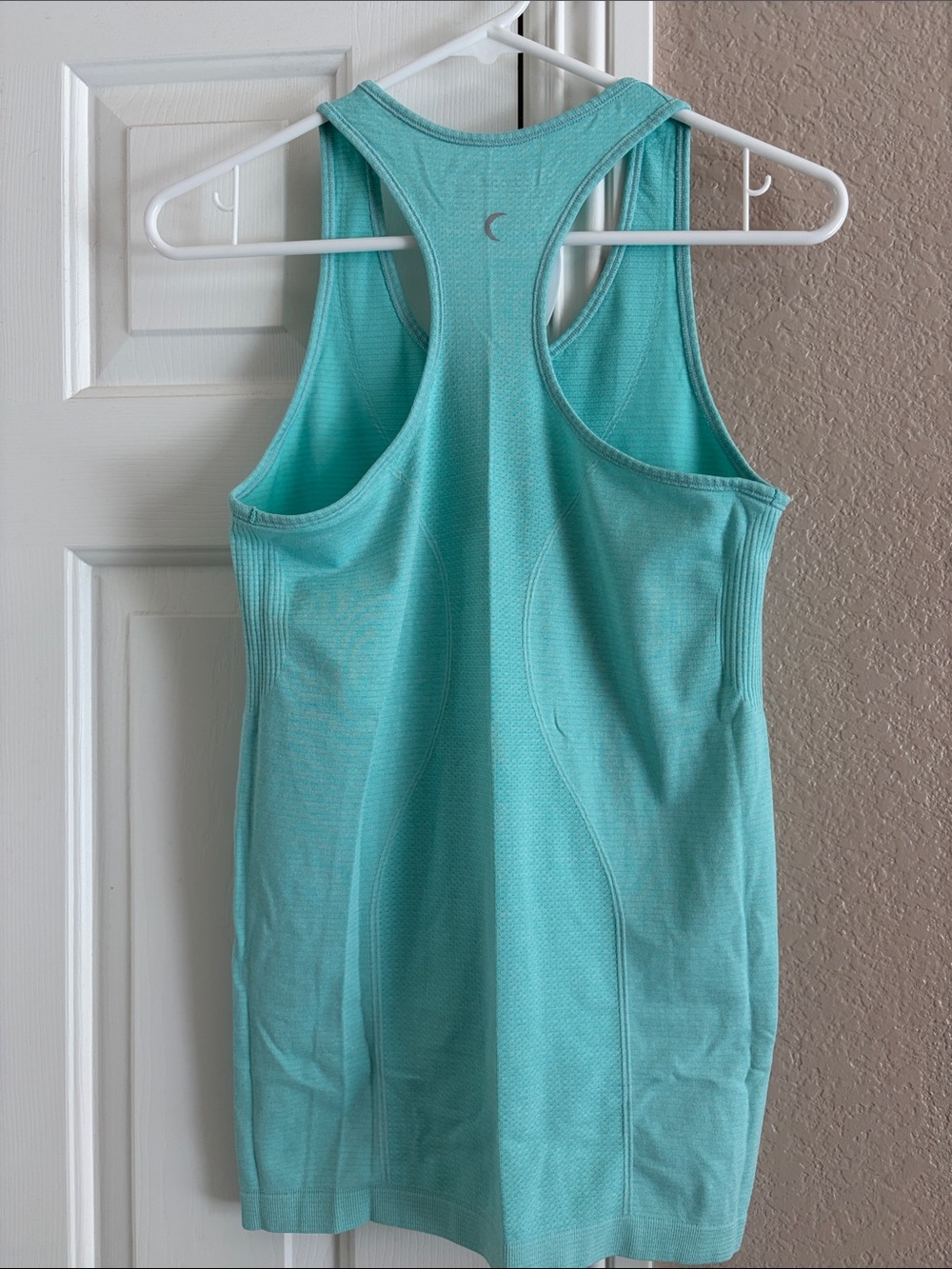 ZYIA Aqua Racerback Tank Top - Picture 3 of 3